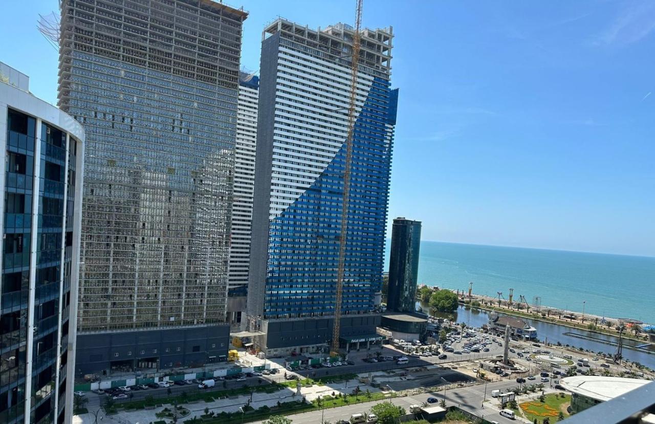 Moonlight Apart-Hotel Batumi Ngoại thất bức ảnh