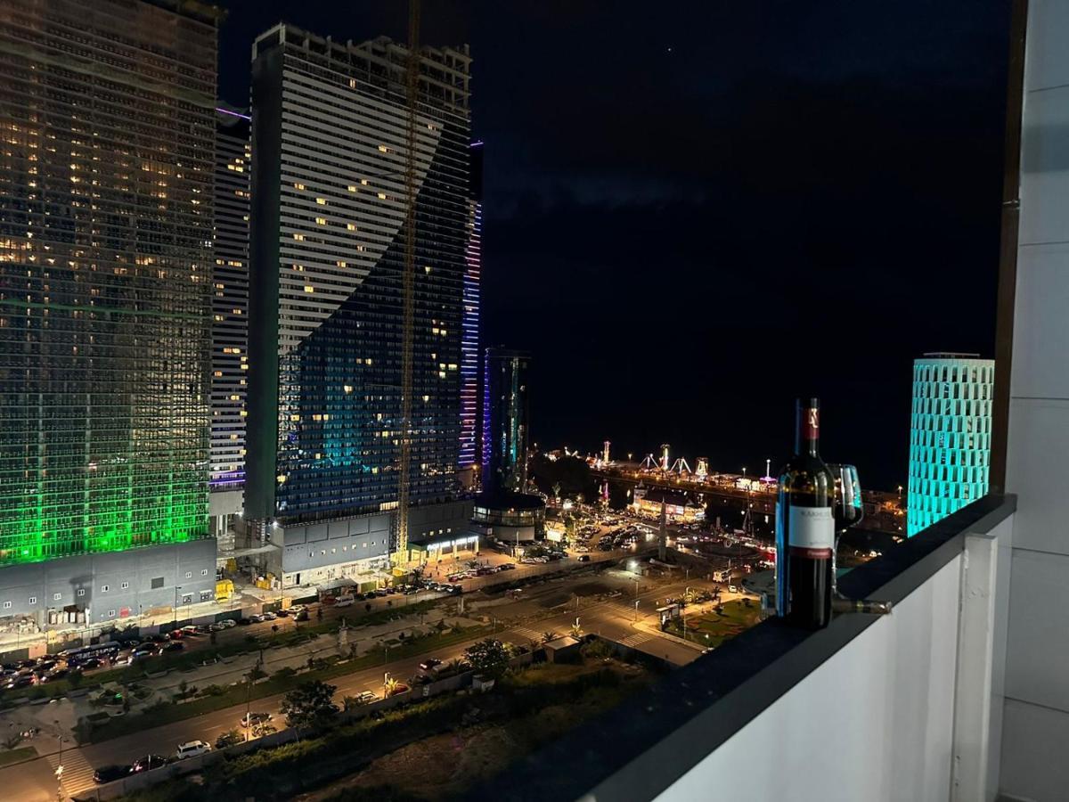 Moonlight Apart-Hotel Batumi Ngoại thất bức ảnh