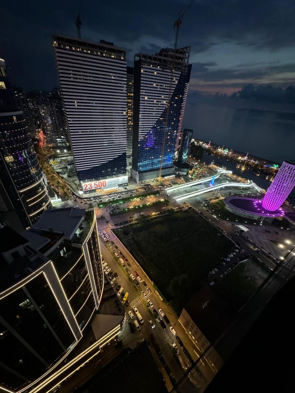 Moonlight Apart-Hotel Batumi Ngoại thất bức ảnh