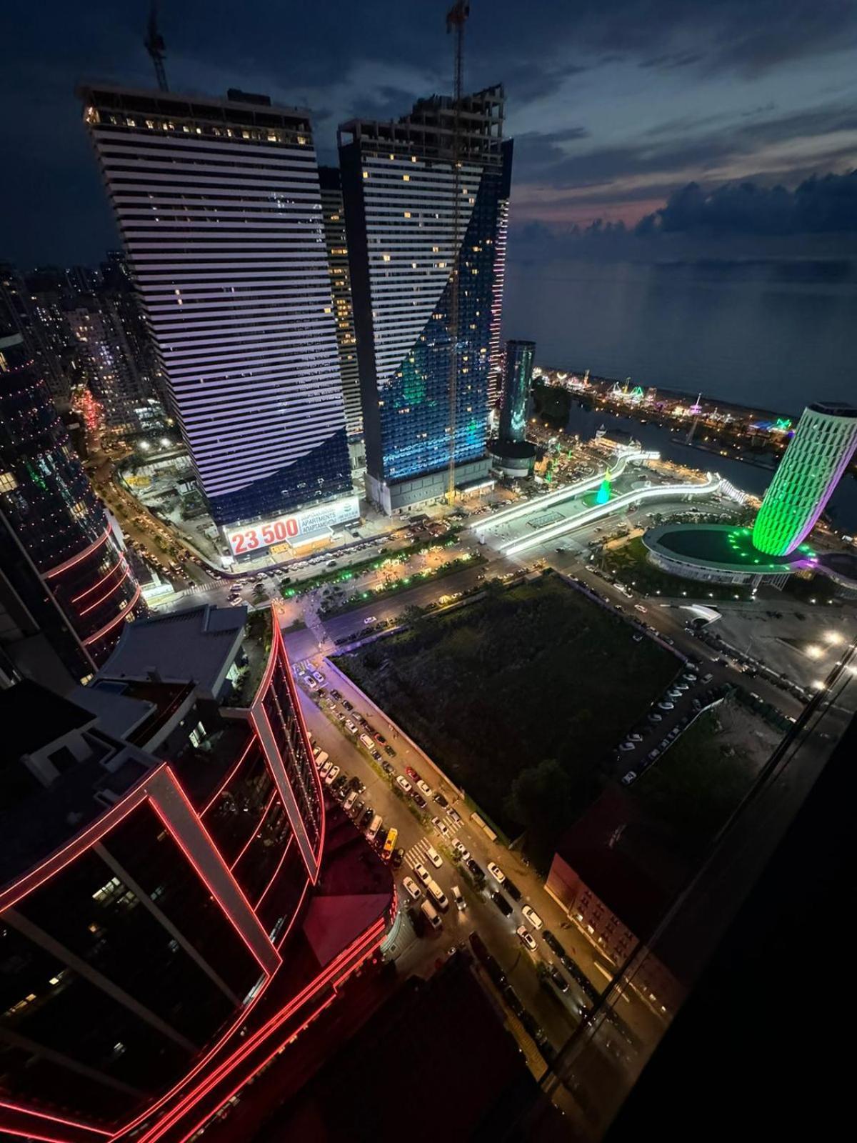 Moonlight Apart-Hotel Batumi Ngoại thất bức ảnh