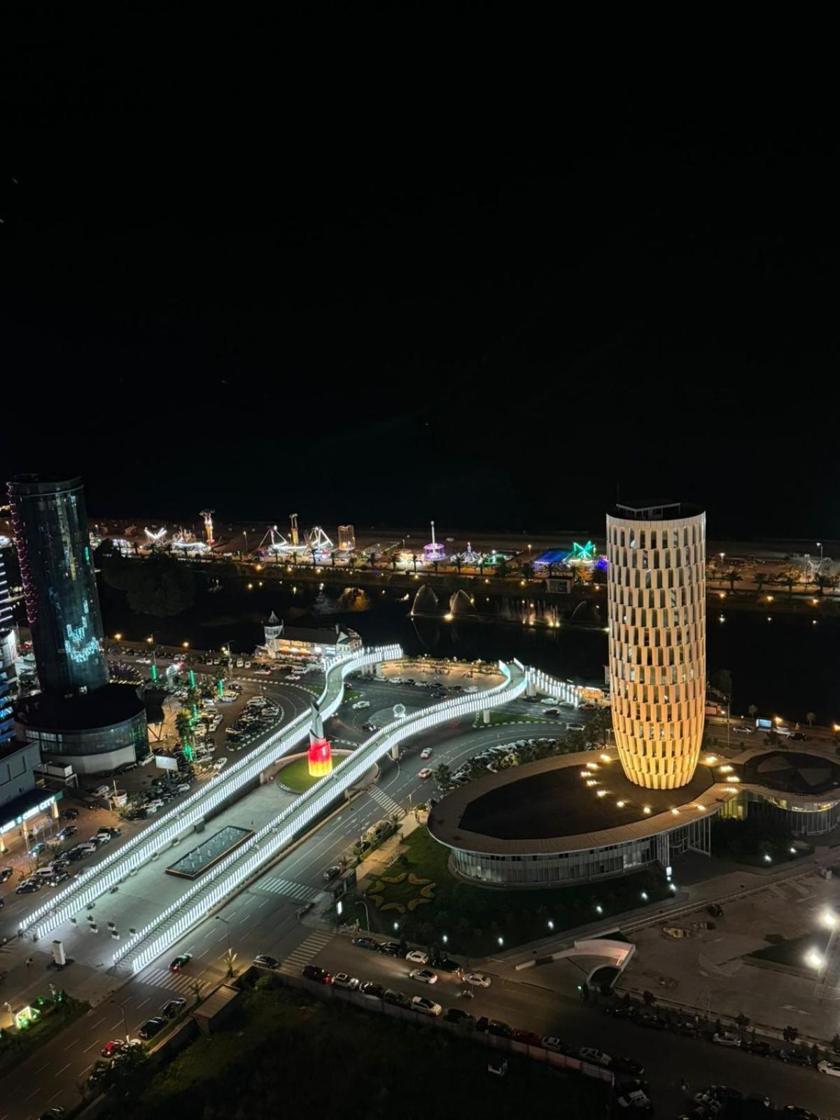 Moonlight Apart-Hotel Batumi Ngoại thất bức ảnh