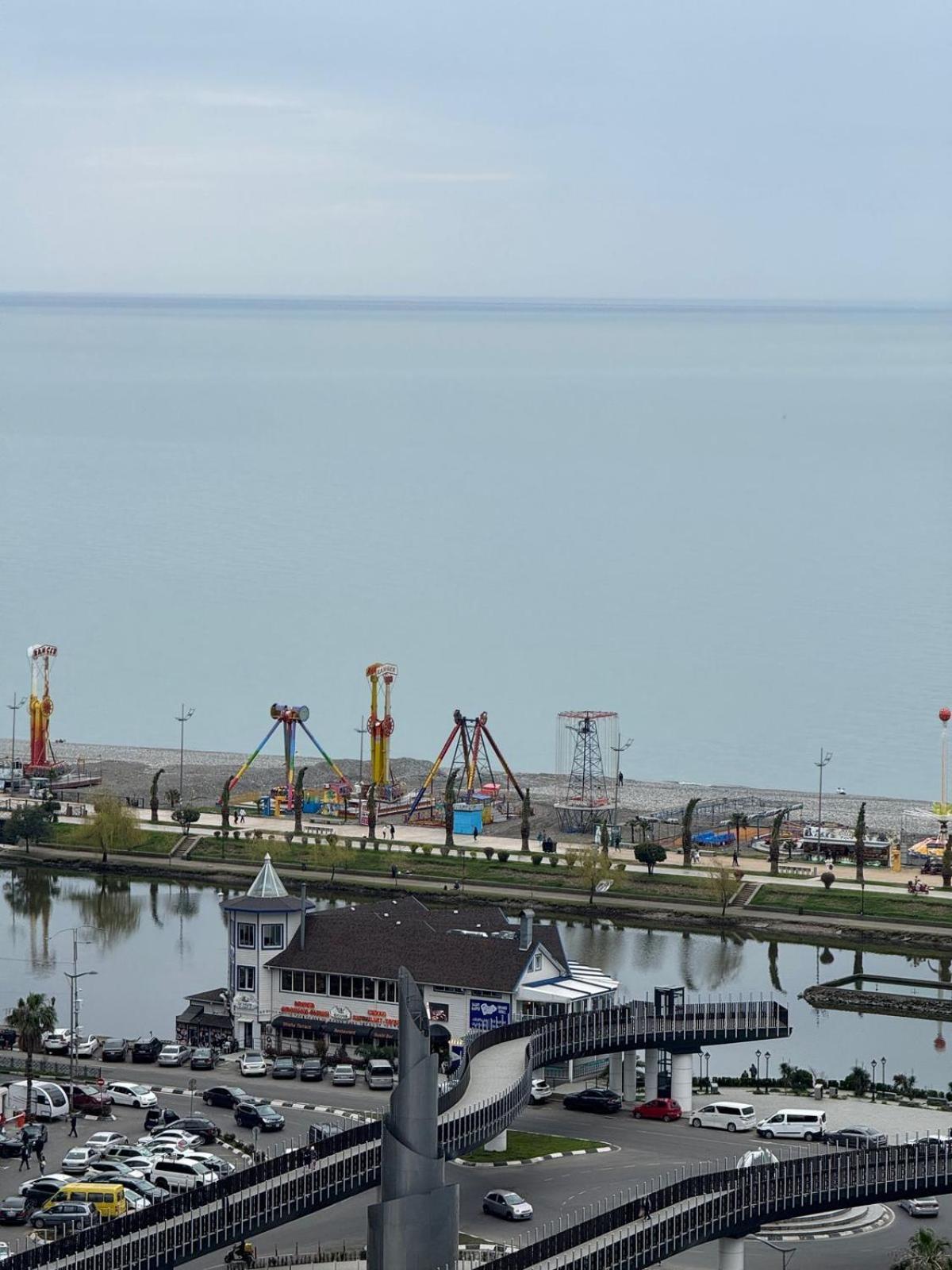 Moonlight Apart-Hotel Batumi Ngoại thất bức ảnh